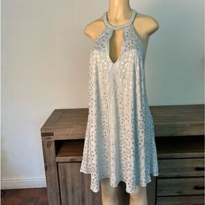 Kimchi Blue Strapless Dress in White and Gray